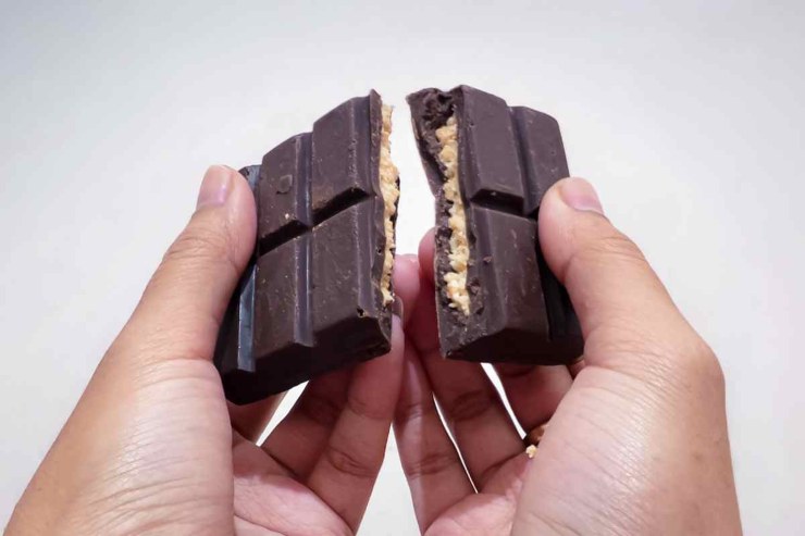 Mangiare cioccolato 