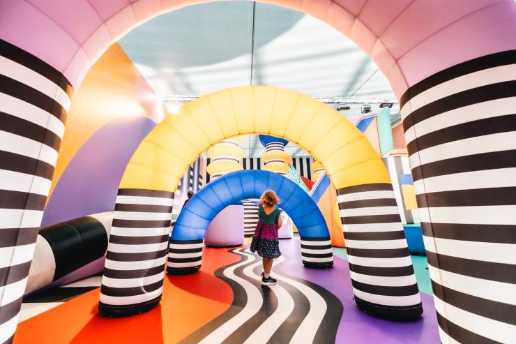 Balloon Museum–Euphoria: archi gonfiabili